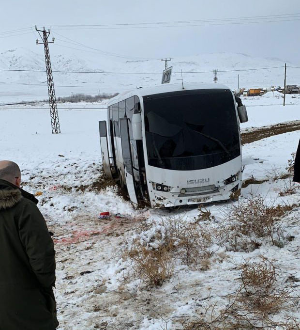 Ağrı'da gümrük aracına son dakika roketli saldırı! Şehit ve yaralılar var - Resim: 1