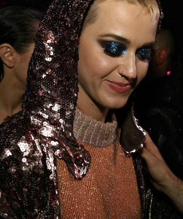 MET Gala'da çıplaklık yarışı! - Resim: 2