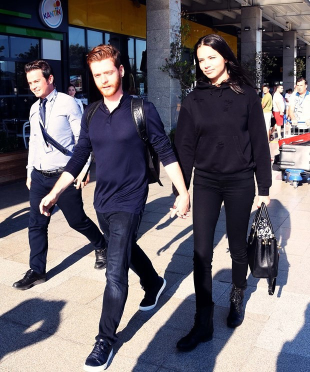 Adriana Lima ve Metin Hara el ele - Resim: 2