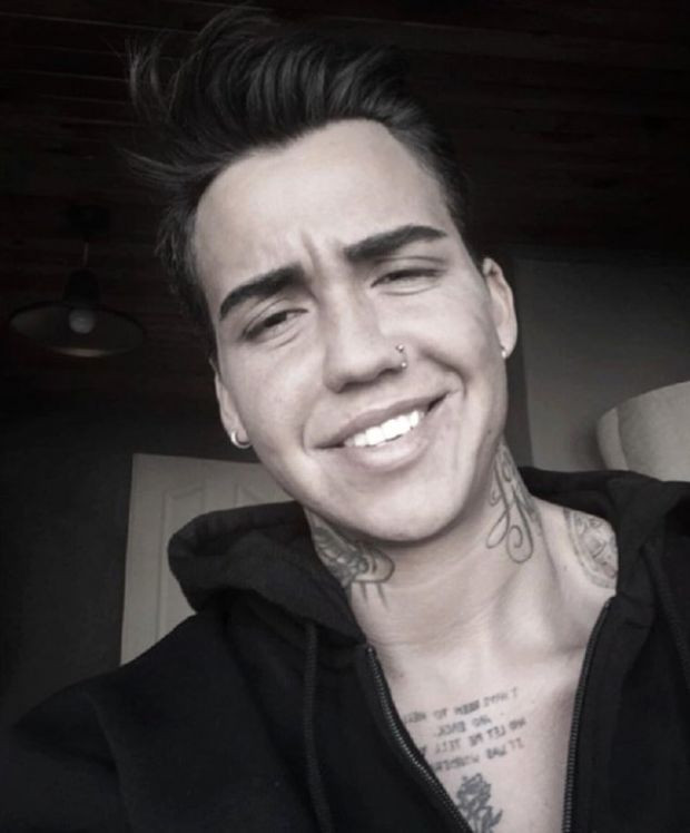 Büşra Eyen kimdir Neslihan Doğrusöz'ün sevgilisi kaç yaşında? - Resim: 0