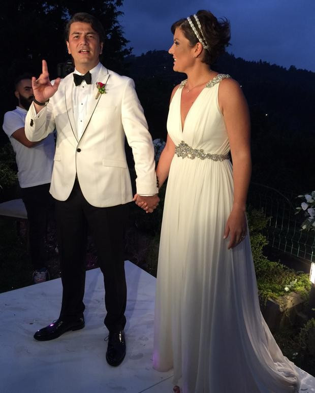 Vatan Şaşmaz’ın eşi Yasemin Adalı kimdir? - Resim: 1