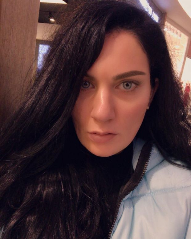 Berrak Onay kaç yaşında iş adamı sandığı sevgilisi kimdir? - Resim: 1