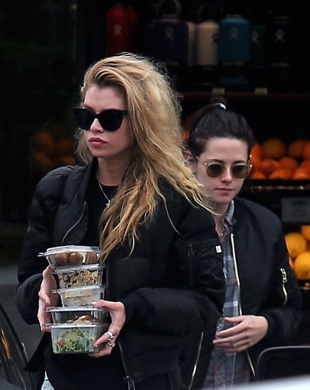 "Alacakaranlık" filminin Bella'sı, kız arkadaşıyla tatilde - Resim: 4