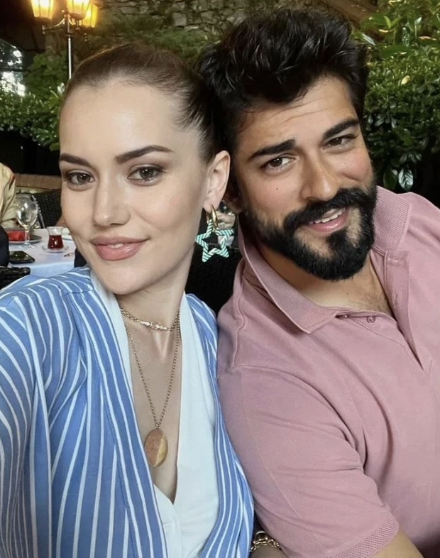 Görümcesinin düğününe katılmamıştı! Fahriye Evcen'den yeni hamle... - Resim: 8