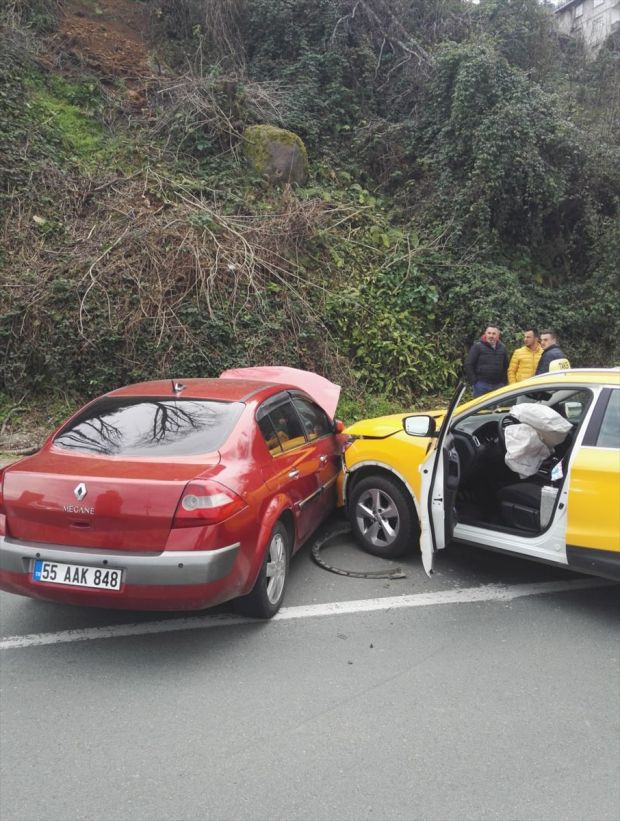 Çaykur Rizesporlu futbolcu Morozyuk'un eşi kaza yaptı - Resim: 0