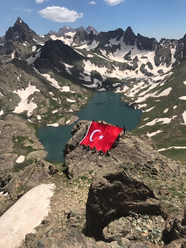 Türk askeri girilemez denilen yerde! Hem de bayrak açtı - Resim: 1