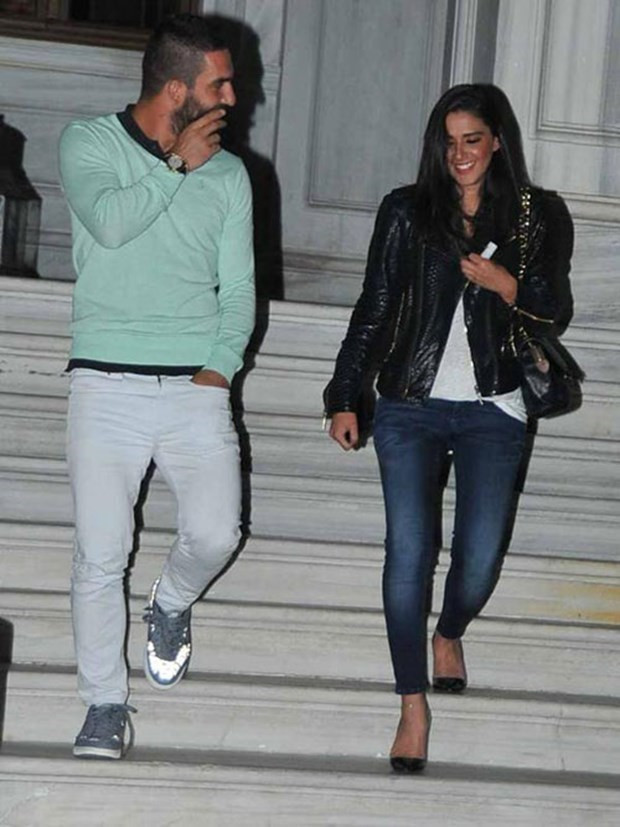 Arda Turan aşka geldi Aslıhan Doğan'la dudak dudağa yakalandı - Resim: 3