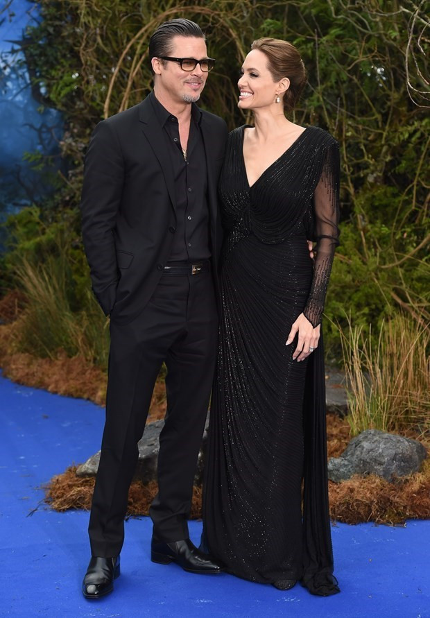 Angelina Jolie'ye evlenme teklifi: Hem de Facebook üzerinden! - Resim: 1