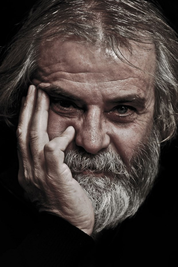 Tarık Akan'ın manevi vasiyeti yerine geldi.. Torunu Gece, dünyaya geldi  - Resim: 1