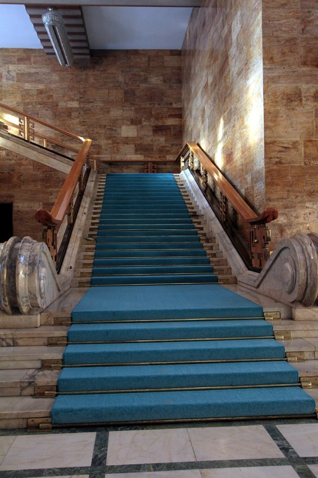 Meclis'in halıları turkuaz oldu - Resim: 2