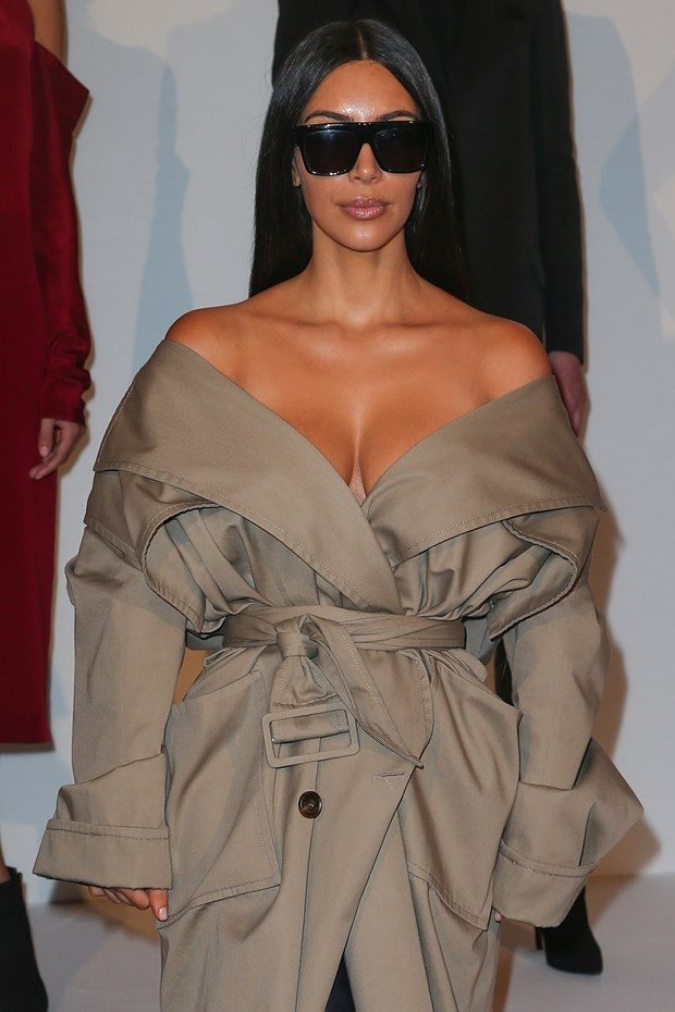 Kim Kardashian yüzünü herkesten saklıyor nedenine bakın - Resim: 2