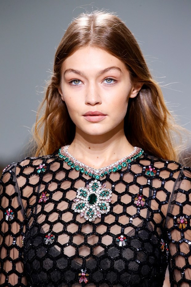 Ünlü tacizcisi taciz esnasında fotoğraf çekti ortalık karıştı - Resim: 2