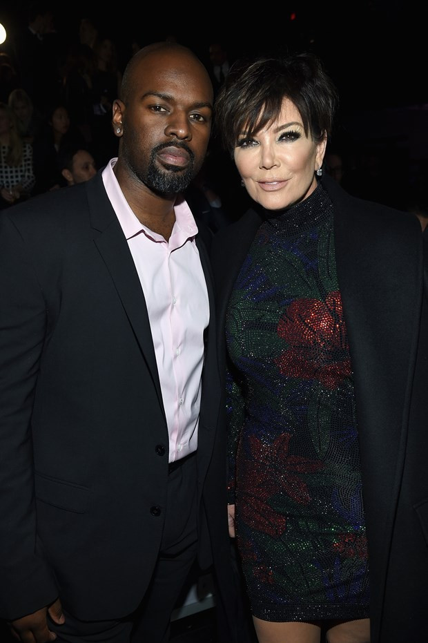 25 yaş küçük sevgilisi ile evleniyor - Resim: 3