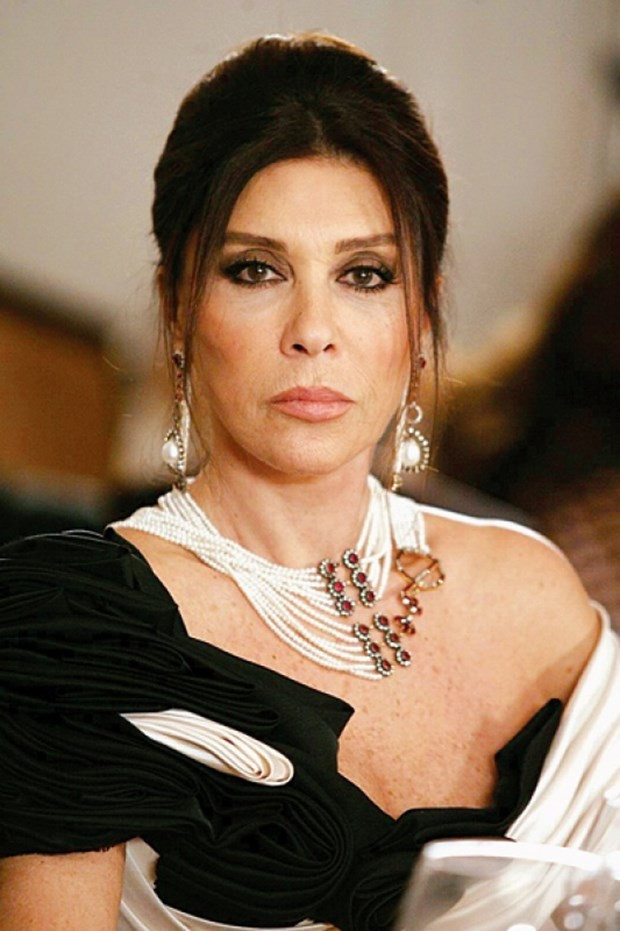 Nebahat Çehre'den şaşırtan karar - Resim: 2