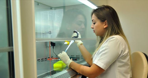 Prof. Dr. Ceyhan'dan aşı açıklaması: Aşının uygulanabilir hale gelmesi yüzde 5 olasılık - Resim: 0