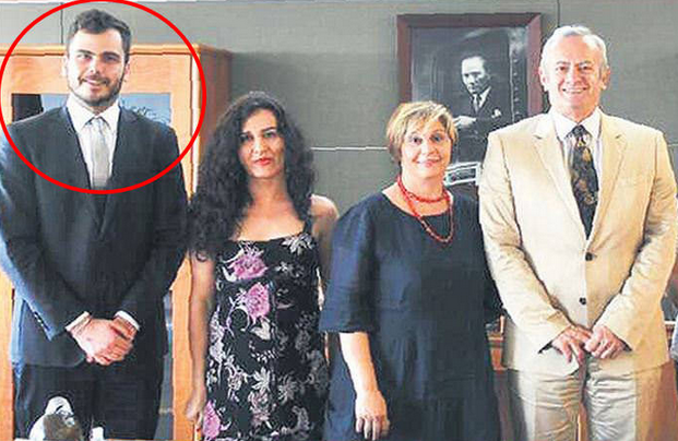 Özel kalem müdürünün bu fotoğrafı partiyi karıştırdı - Resim: 4