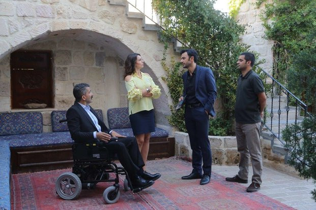 Aşk ve Mavi'ye flaş transfer! Emrah'ın yerine 2 oyuncu birden - Resim: 2