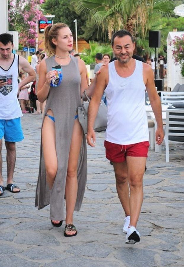 Sürpriz aşkını ilan etti! Serdar Ortaç'ın eski eşi Chloe Loughna ilk kez paylaştı - Resim: 1