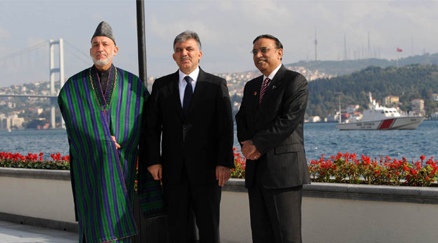 Bir arabada 3 lider 1 bakan - Resim: 4