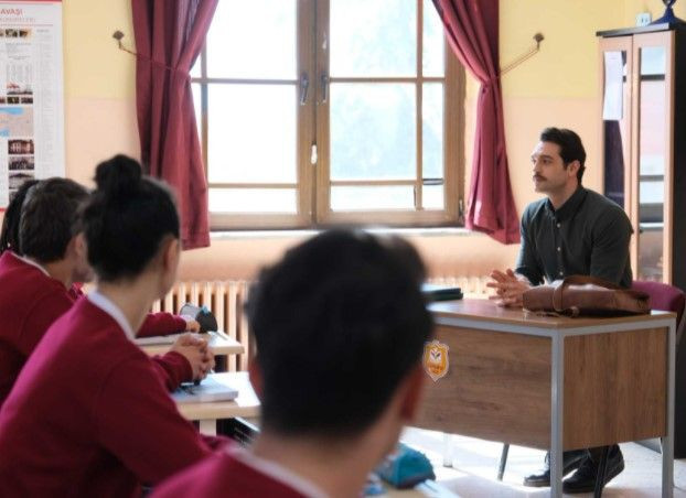 TRT bu kez dikiş tutturamadı Kara Tahta'dan kötü haber erken final kapıda! - Resim: 4