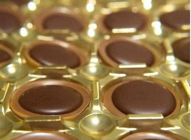 Otomobillerin dikiz aynasındaki mandalın ne işe yaradığını biliyor muydunuz? - Resim: 2