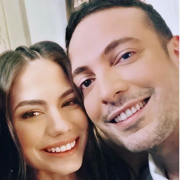 Demet Özdemir ve Oğuzhan Koç evleniyor 14 Şubat'ta evlilik teklifi geldi yüzüğün fiyatı ne? - Resim: 1