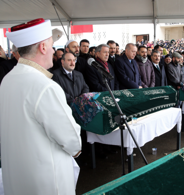 Kartal'da çöken binada ölen aynı aileden 9 kişiye veda - Resim: 3