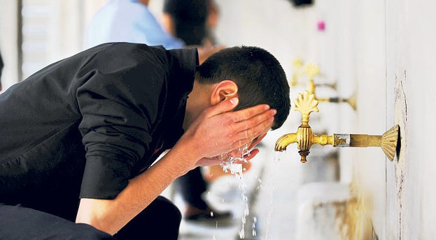 Cuma günü yapılacak ibadetler neler? - Resim: 2