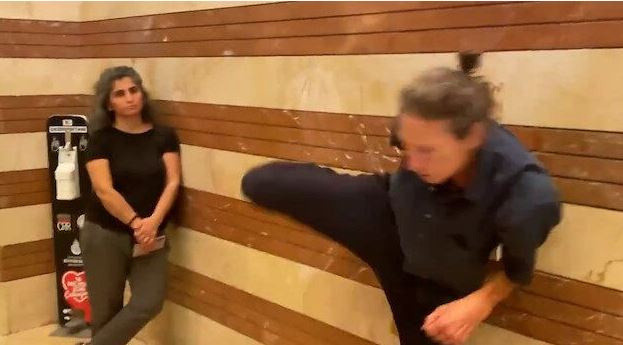 İBB'nin tepkilere neden olan doğaçlama dans için ödediği ücret ortaya çıktı - Resim: 3