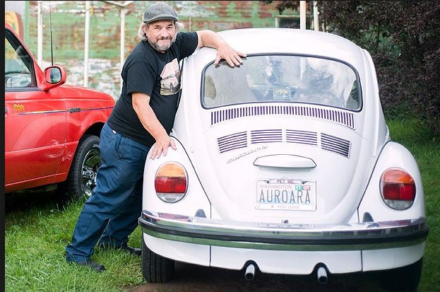 Arabalarla sevişen adam! Her gece otoparkta... - Resim: 1