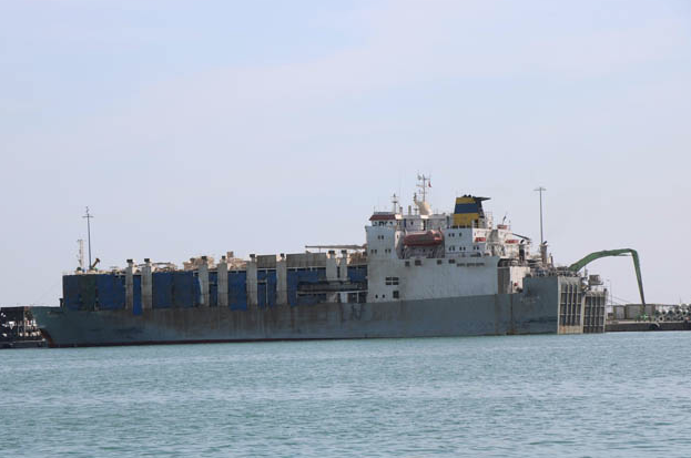 Sabah gemiyle geldi! Kokusu tüm şehri sardı - Resim: 4