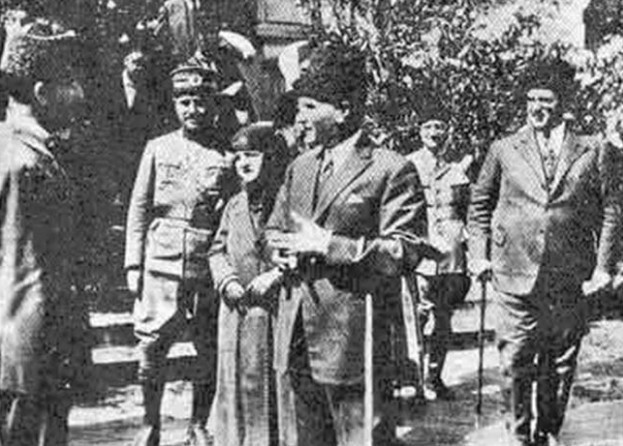 19 Mayıs'ın bilinmeyen kahramanı 12 yaşında küçük bir kızken... - Resim: 3