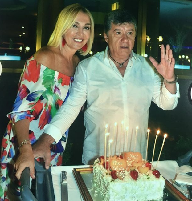 Tarık Ünlüoğlu'nun ilk eşi kimdir 11 yıl evli kaldılar kızının annesi - Resim: 4
