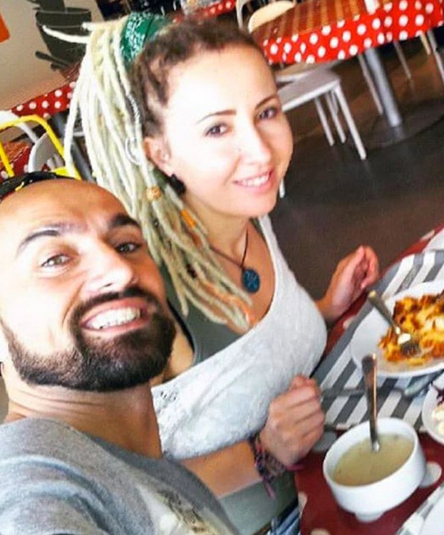 Survivor 2017 yarışmacılarının bir de eşlerine bakın - Resim: 2