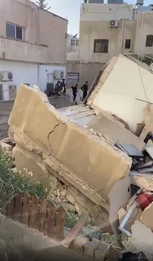 Ürdün'de 4 katlı bina çöktü: 1 ölü ve çok sayıda yaralı var! - Resim: 1