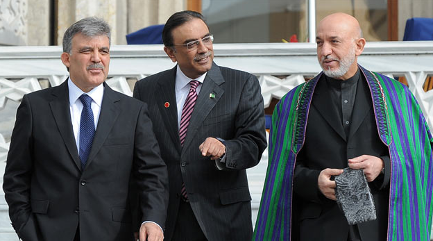 Bir arabada 3 lider 1 bakan - Resim: 2