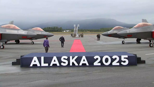 Trump ve Putin Alaska’da bir araya geldi - Resim: 1