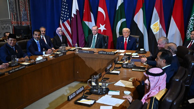 Cumhurbaşkanı Erdoğan, Donald Trump ile Gazze Zirvesi'ne katıldı - Resim: 0