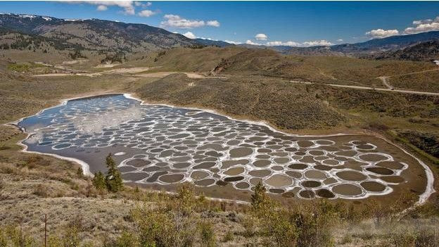 Bu göllerde yüzmek yürek ister - Resim: 3