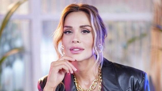 Şarkıcı Şimal'den sevenlerini üzen paylaşım! Saçlarını kazıttı - Resim: 2