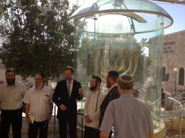 İsrailli vekilden Mescid-i Aksa'da provokatif eylem... - Resim: 2