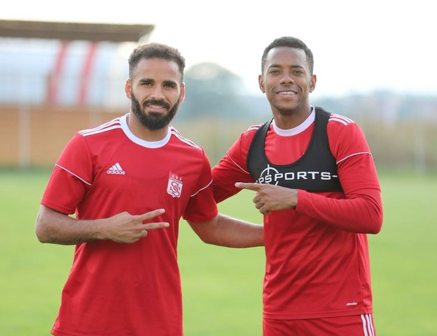 Sivassporlu Douglas'la Galatasaray kulübü el sıkıştı - Resim: 3