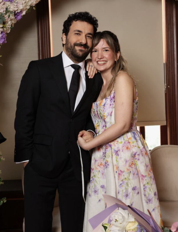 Hasan Can Kaya'dan nişanlısına cömert hediye! Aldığı saatin fiyatı... - Resim: 3