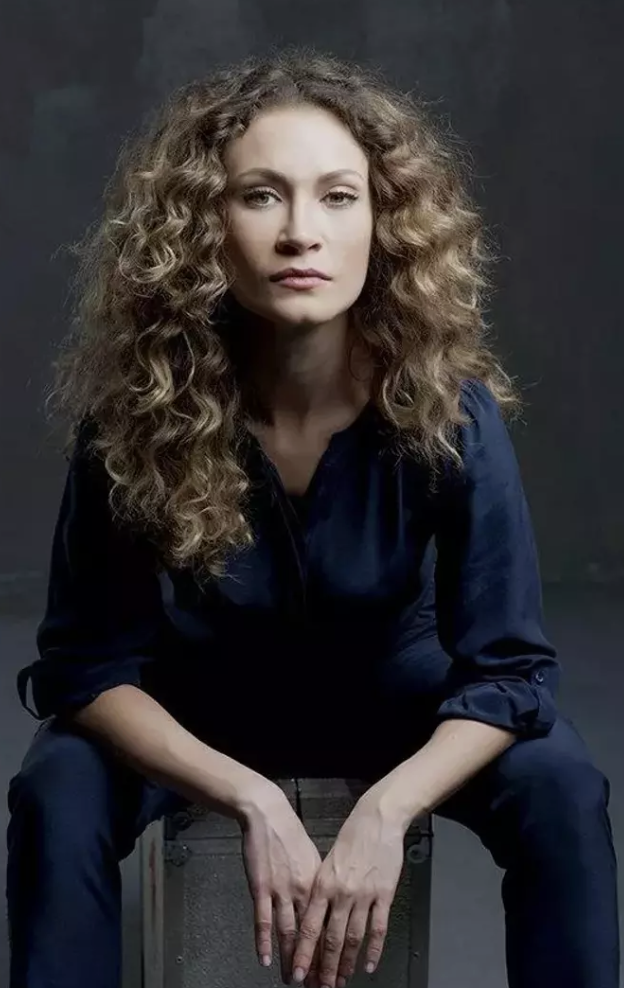 Ece Dizdar'dan rol itirafı! "Tipim zengin, her rol olmuyor" - Resim: 4