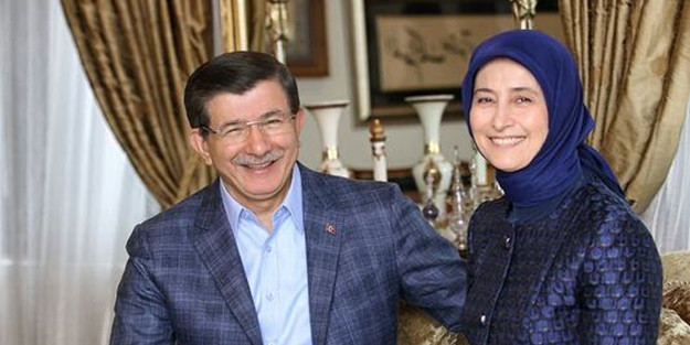 Sare Davutoğlu kimdir aslen nereli Ahmet Davutoğlu eşi mesleği ne? - Resim: 0