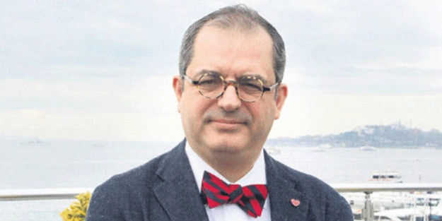 Mehmet Çilingiroğlu eşi ve çocukları kimdir Prof Dr Mehmet Çilingiroğlun erede yaşıyor? - Resim: 0