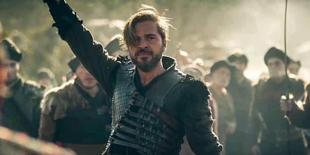 Diriliş Ertuğrul'un yeni bölümlerini yayın öncesi hangi bakan izliyor? - Resim: 1