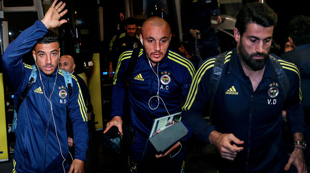 Fenerbahçe'de flaş gelişme! Ersun Yanal iki ismi affedecek - Resim: 1