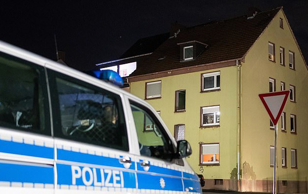 2.5 yıldır kayıp çocuk pedofili pornocusunun dolabında bulundu - Resim: 0