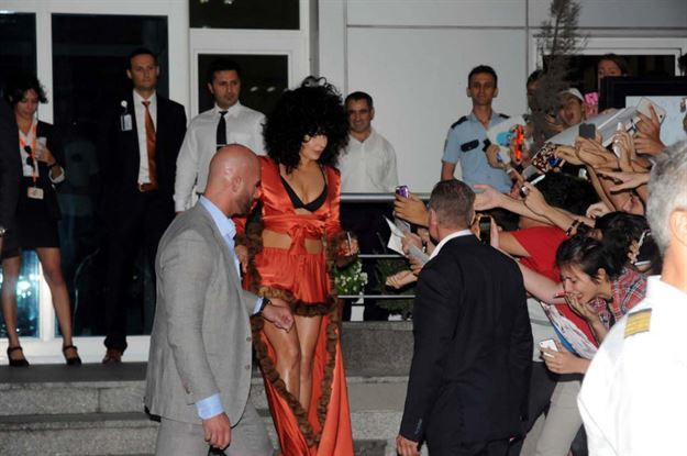Lady Gaga İstanbul'a böyle geldi - Resim: 4